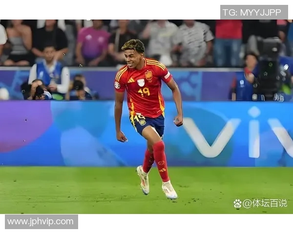 西班牙足球的辉煌历史与未来发展展望分析