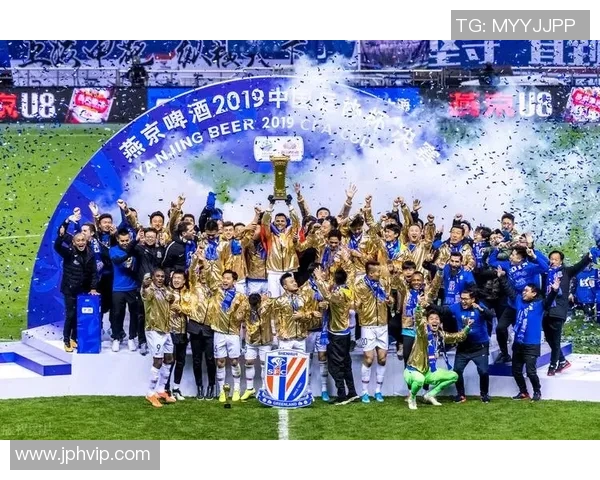 山东鲁能与上海申花足协杯激战在即谁能晋级下一轮争夺荣誉